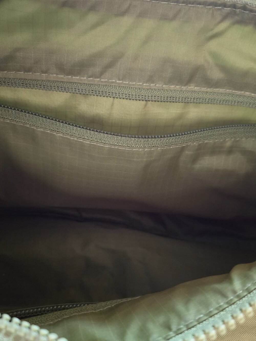 Baggu medium crescent bag - green juice - Picture 4 of 6
